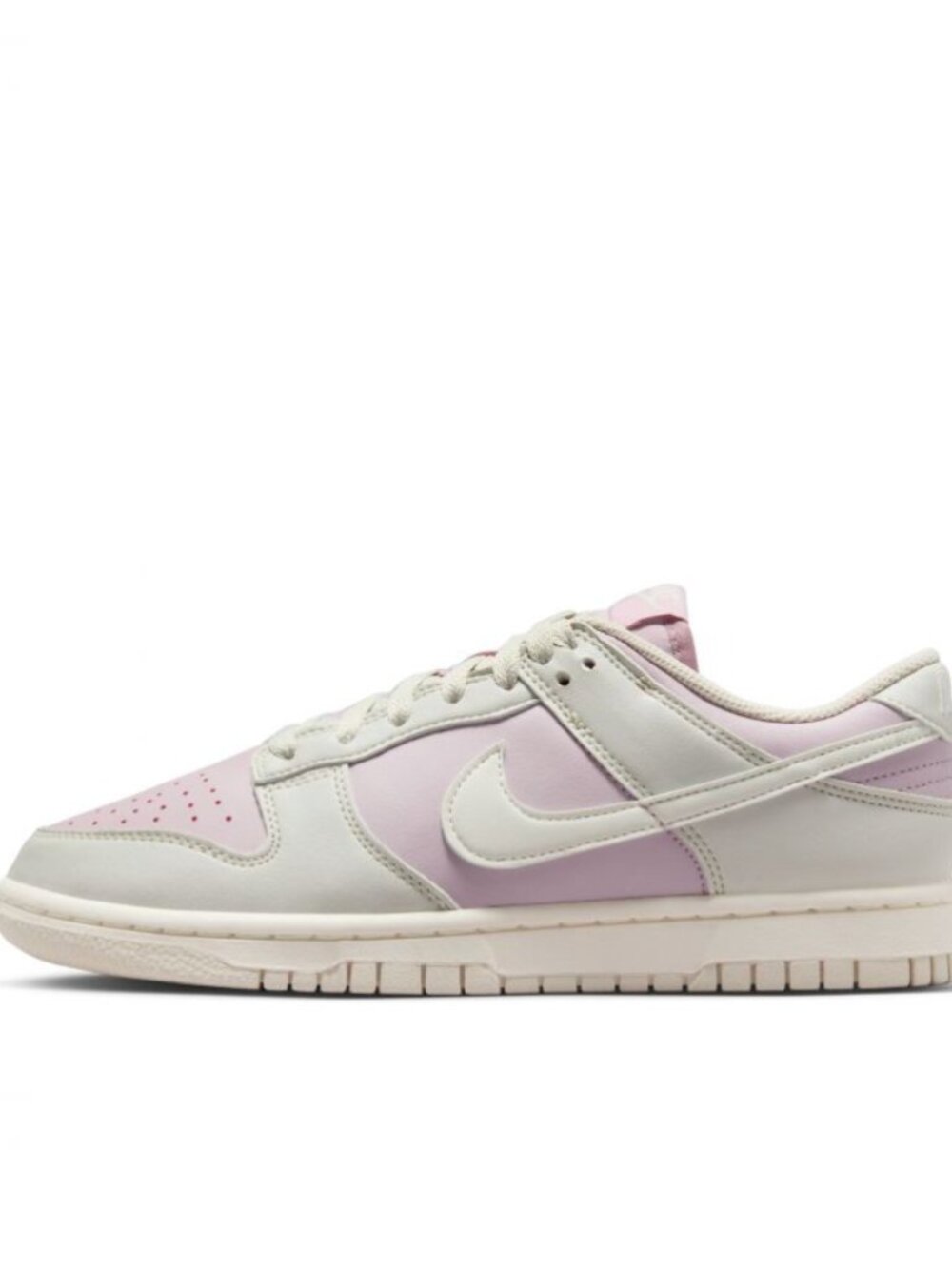 Nike Women’s Dunks